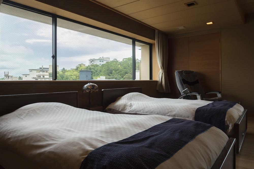 Tachibana Shikitei Hotel Kaga  Bagian luar foto