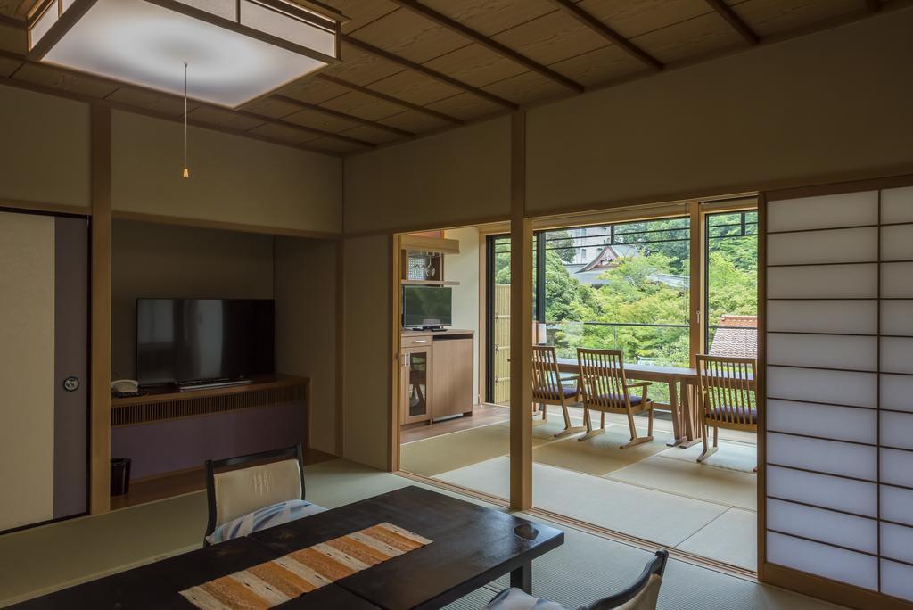 Tachibana Shikitei Hotel Kaga  Ruang foto